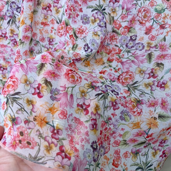 Zara | Chiffon Micro Ditsy Floral Peplum Bell Sleeve Lightweight Summer Blouse - Picture 12 of 15